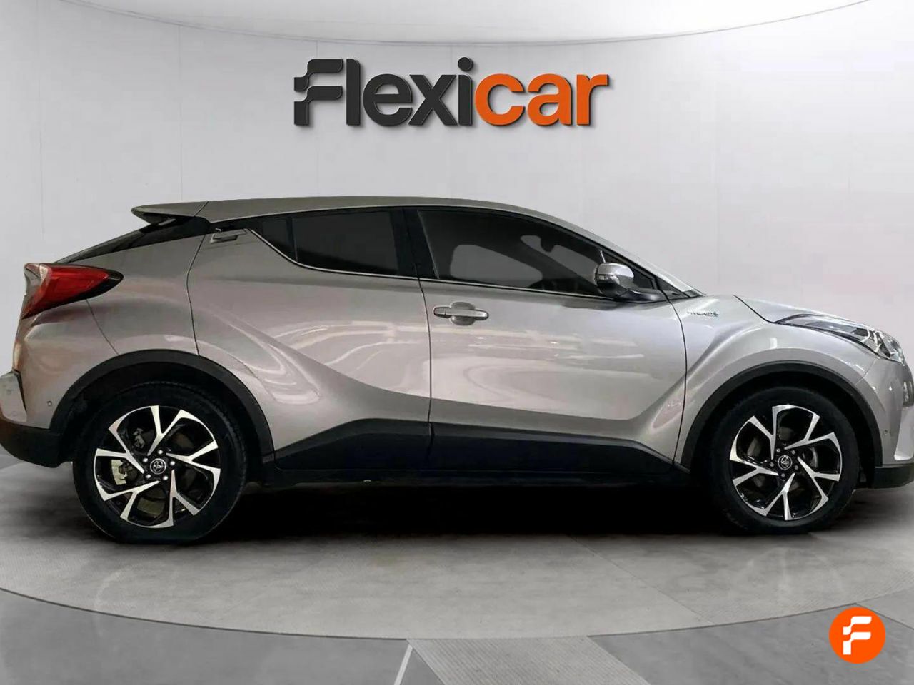 Foto Toyota C-HR 4