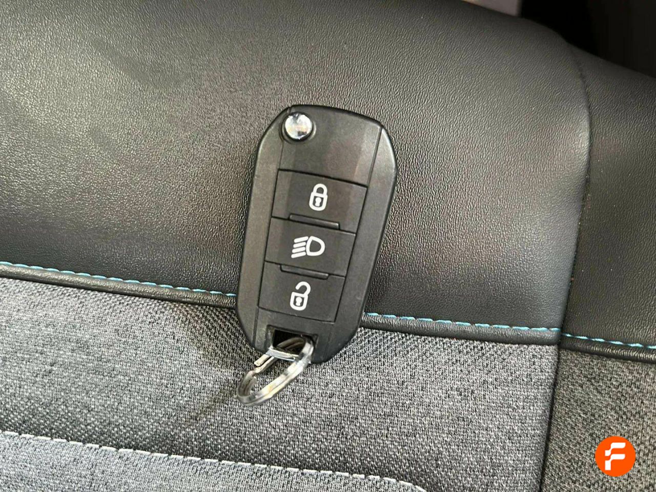 Foto Citroën C4 16