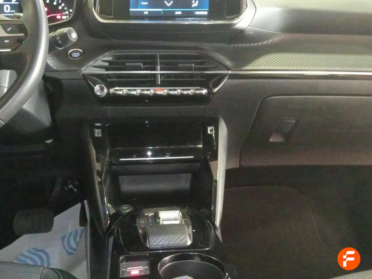 Foto Peugeot 2008 10