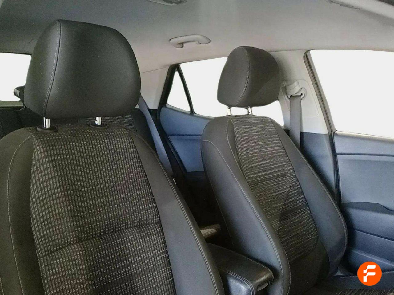 Foto Kia Stonic 15