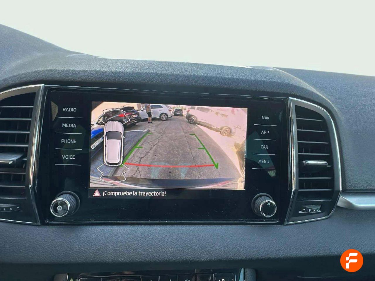 Foto Skoda Karoq 18