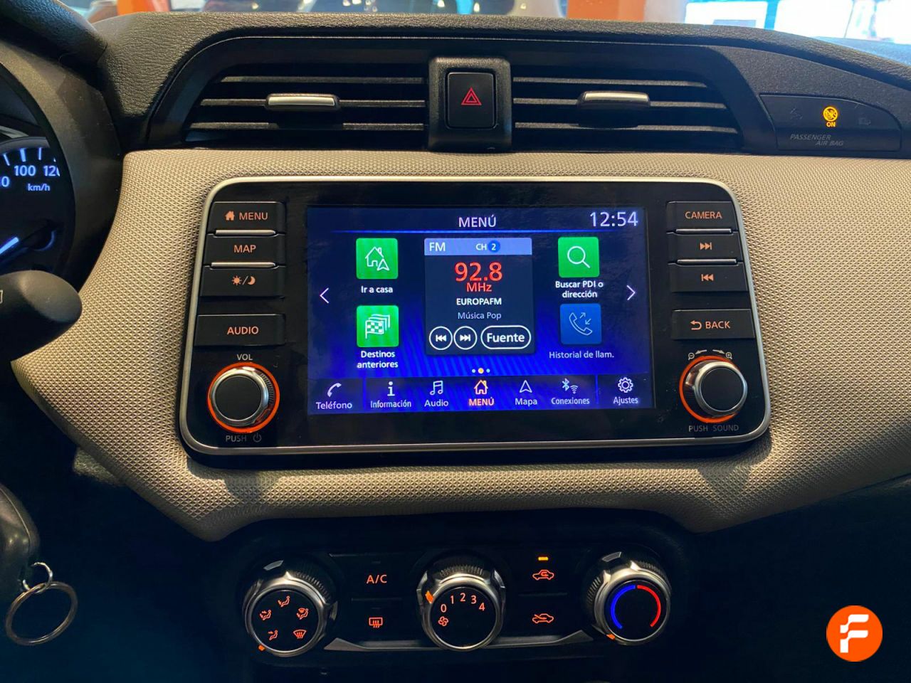Foto Nissan Micra 19