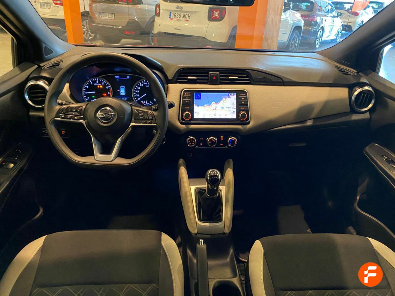 Foto Nissan Micra 25