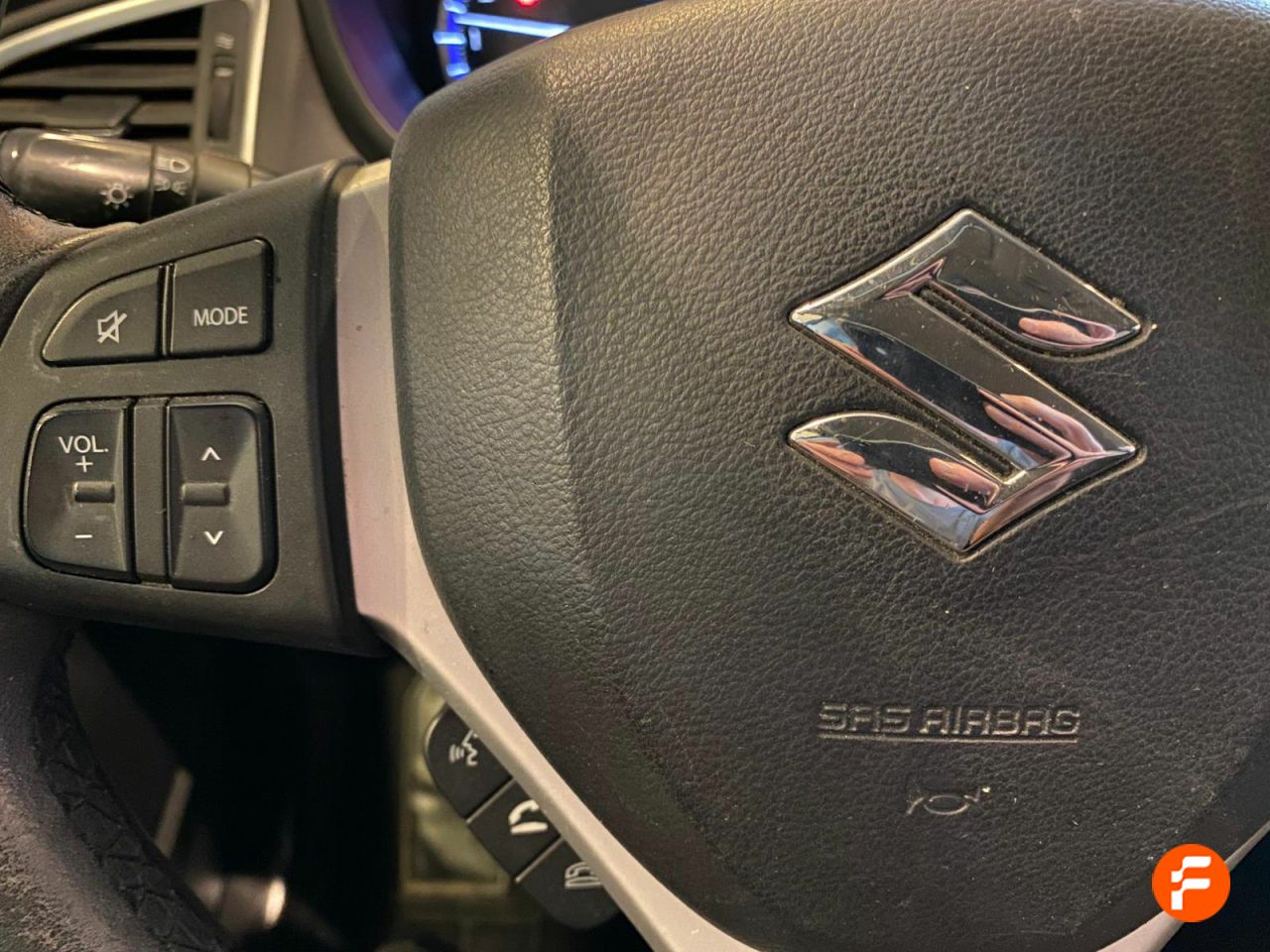 Foto Suzuki SX4 12