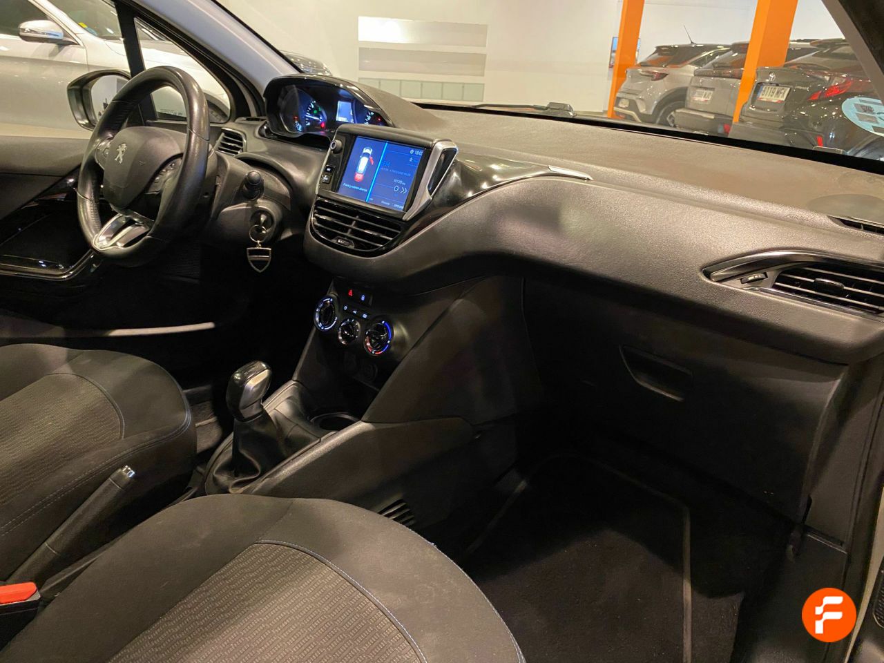Foto Peugeot 208 26