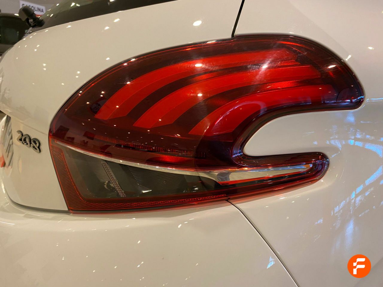 Foto Peugeot 208 34