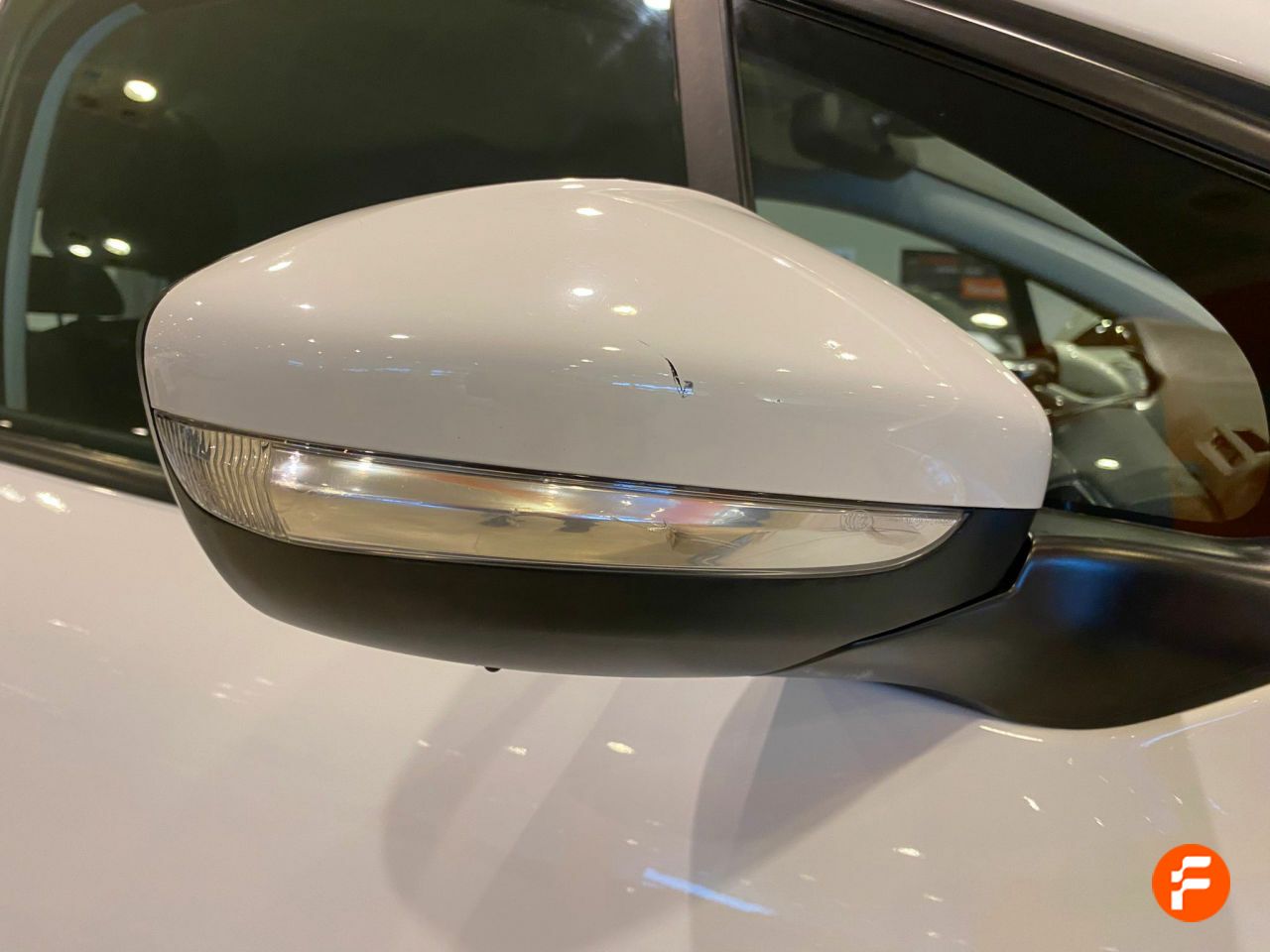 Foto Peugeot 208 35