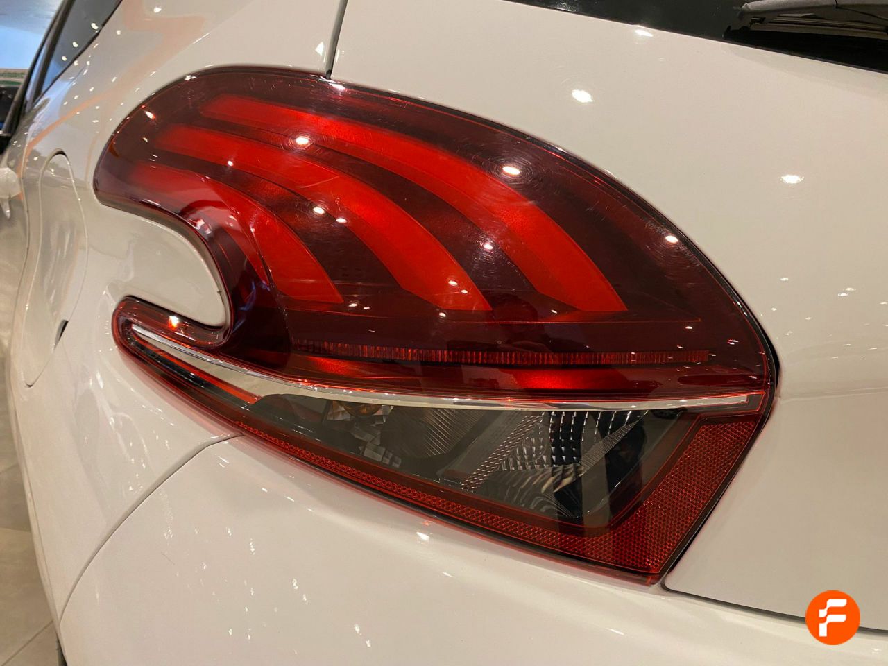 Foto Peugeot 208 39