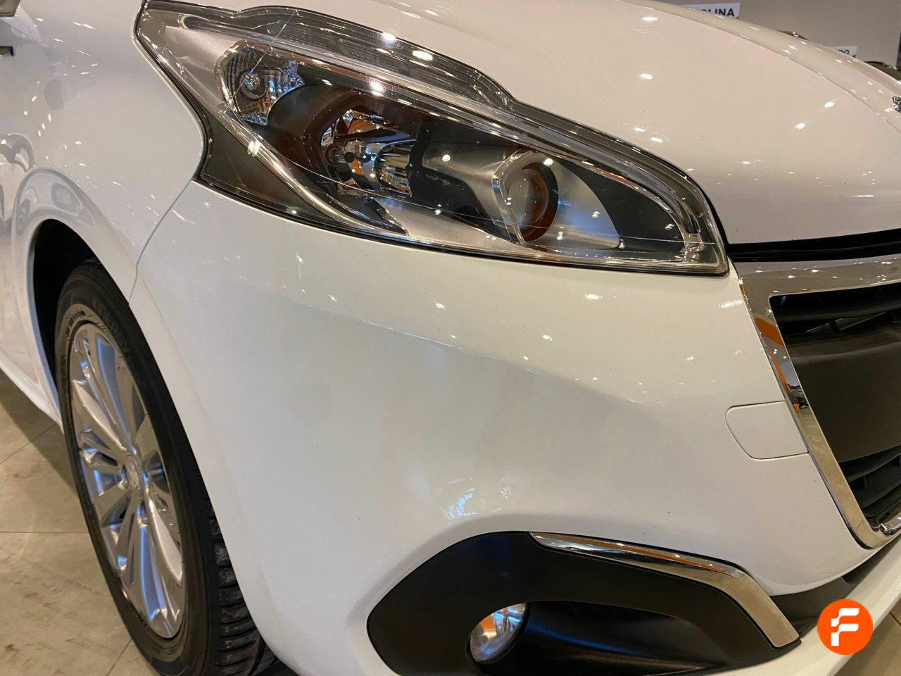 Foto Peugeot 208 40