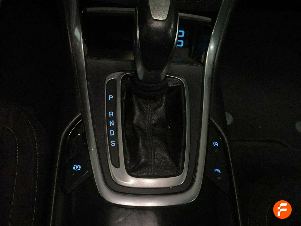 Foto Ford S-Max 29
