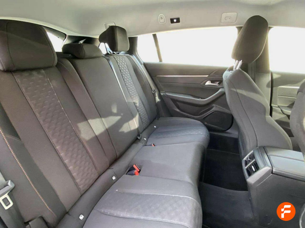 Foto Peugeot 508 17