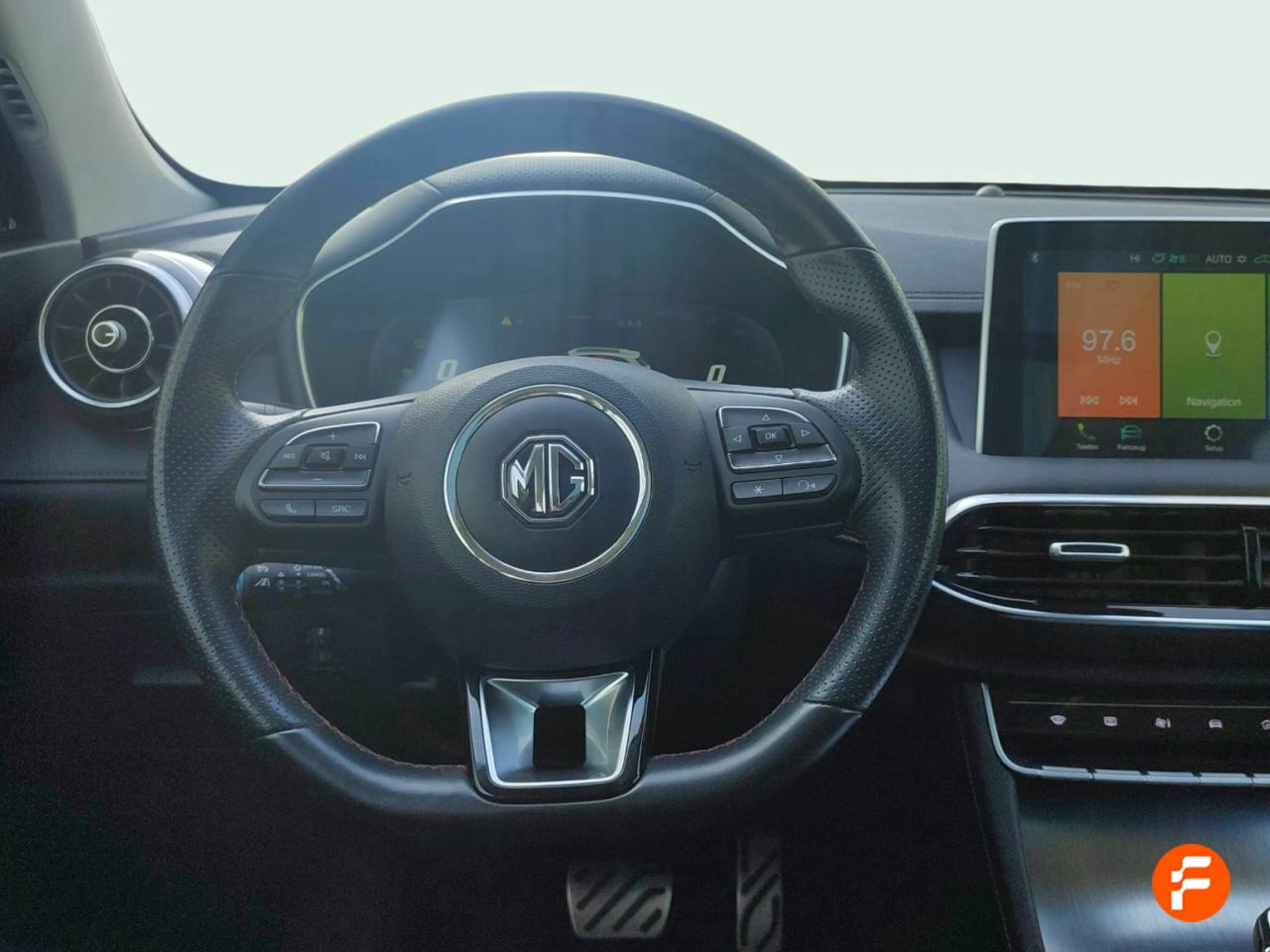 Foto MG HS 9