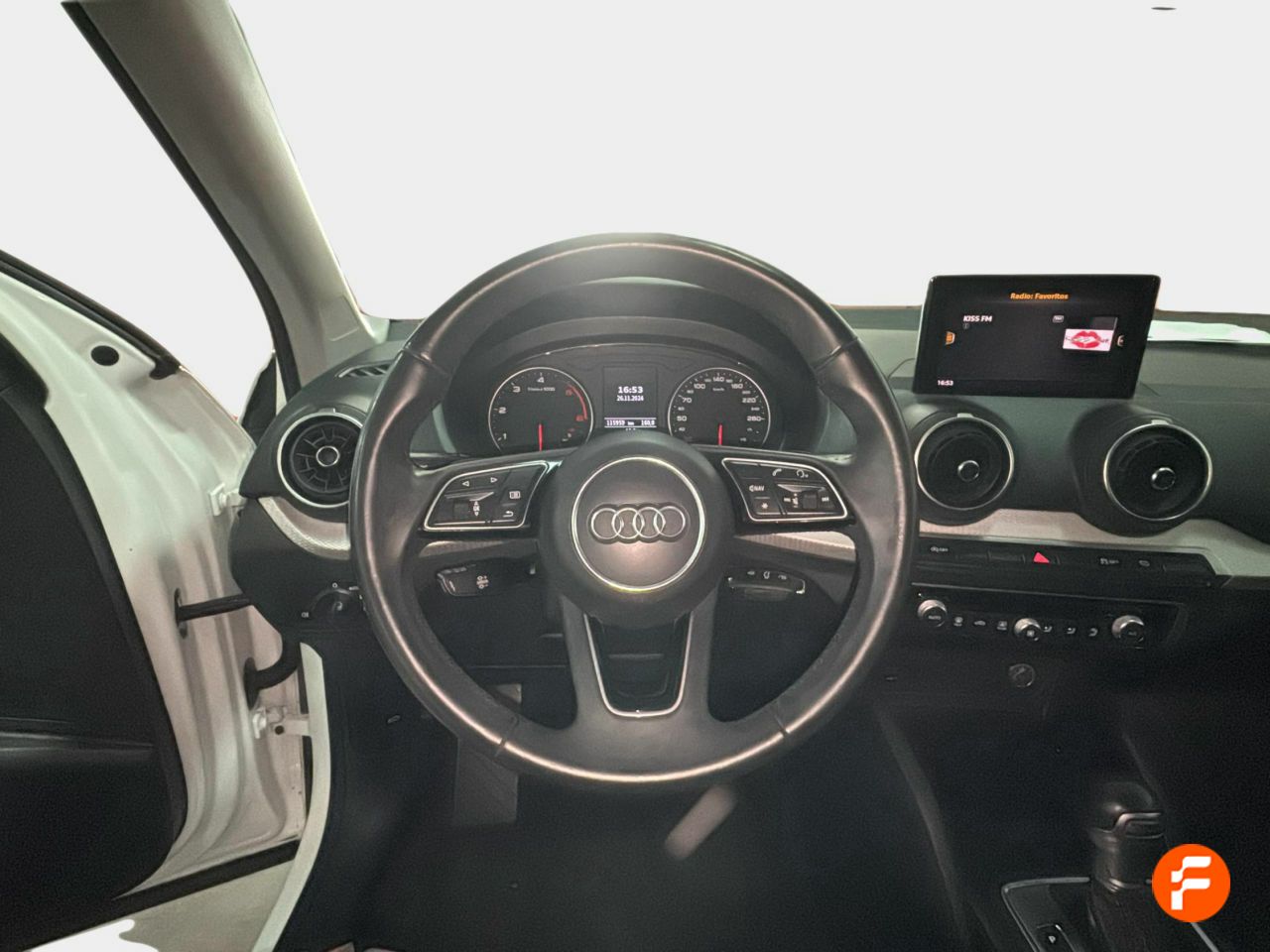 Foto Audi Q2 13