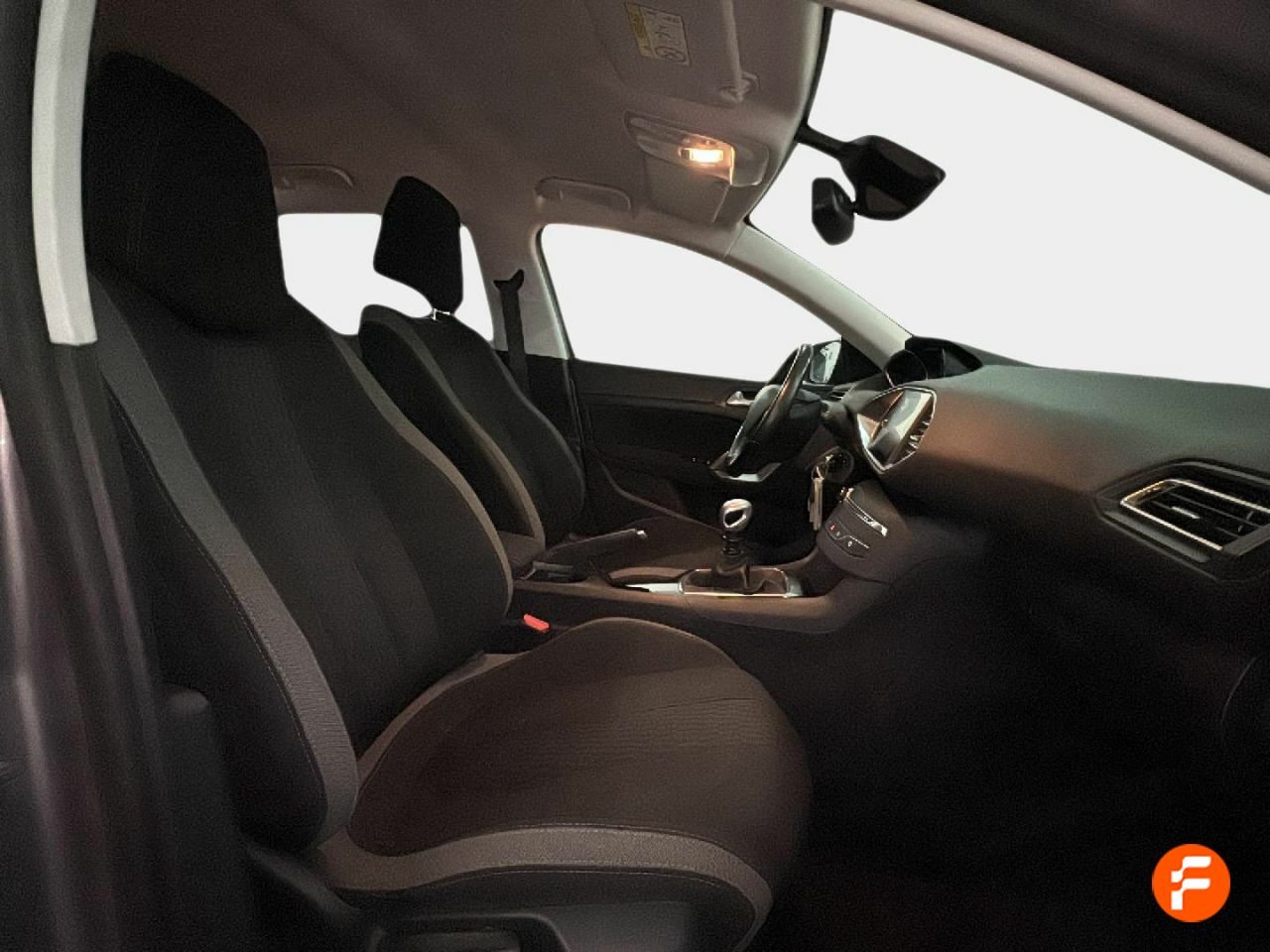 Foto Peugeot 308 8