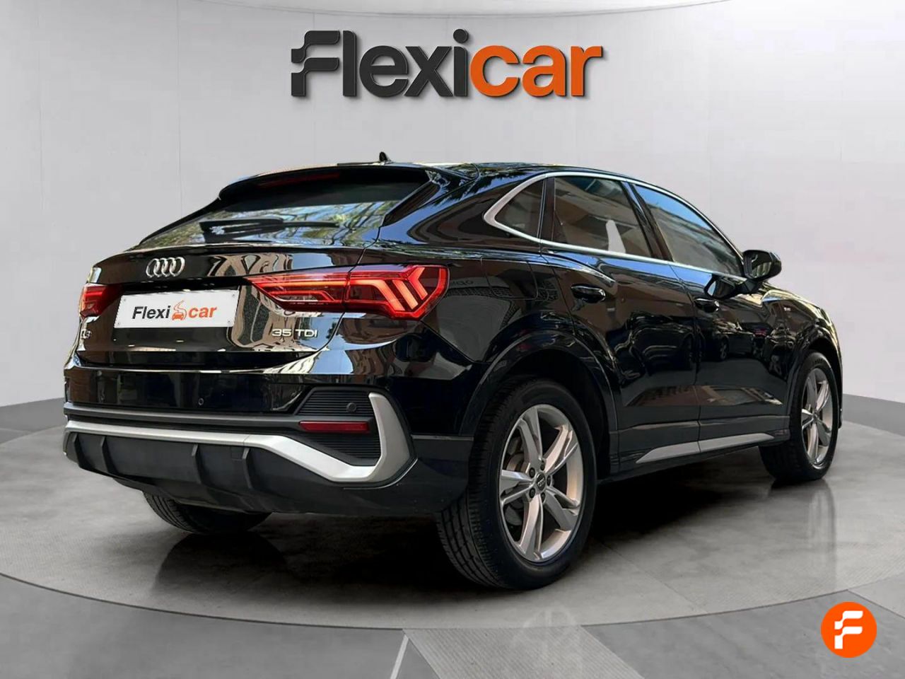 Foto Audi Q3 8