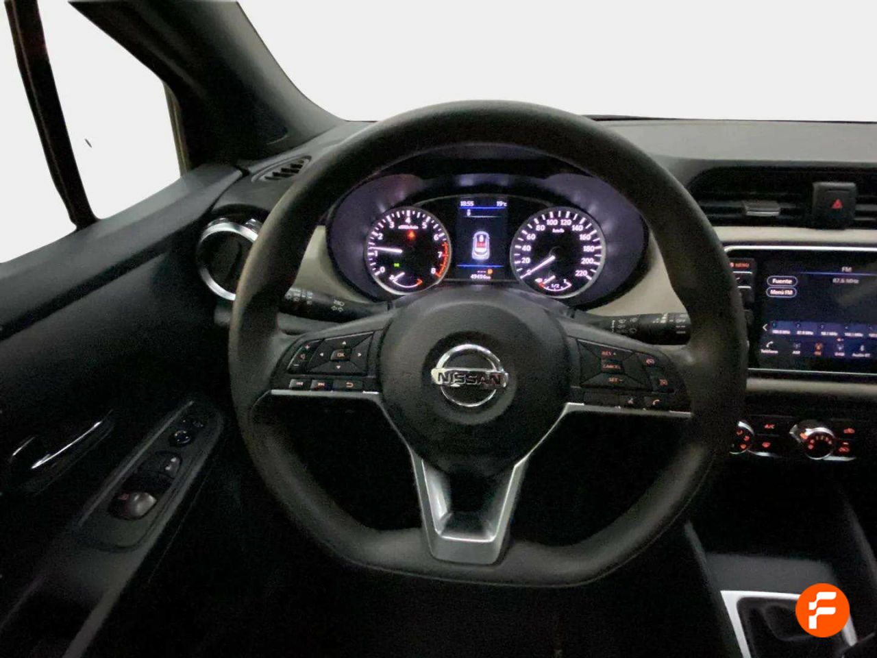 Foto Nissan Micra 10