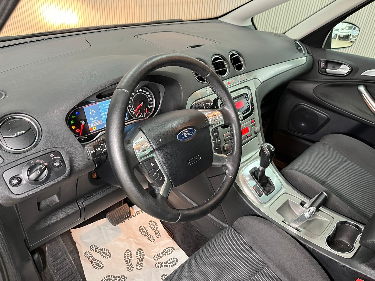 Foto Ford S-Max 11