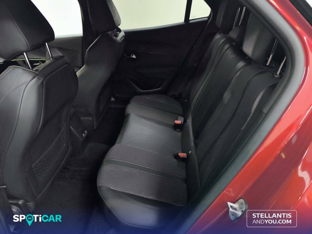 Foto Peugeot 2008 10