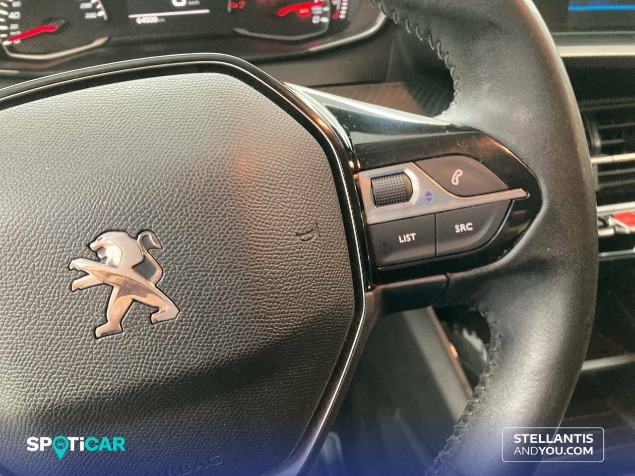 Foto Peugeot 208 16