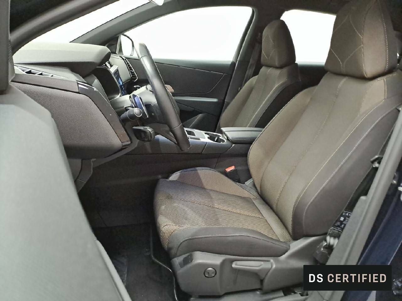 Foto DS Automobiles DS 7 9