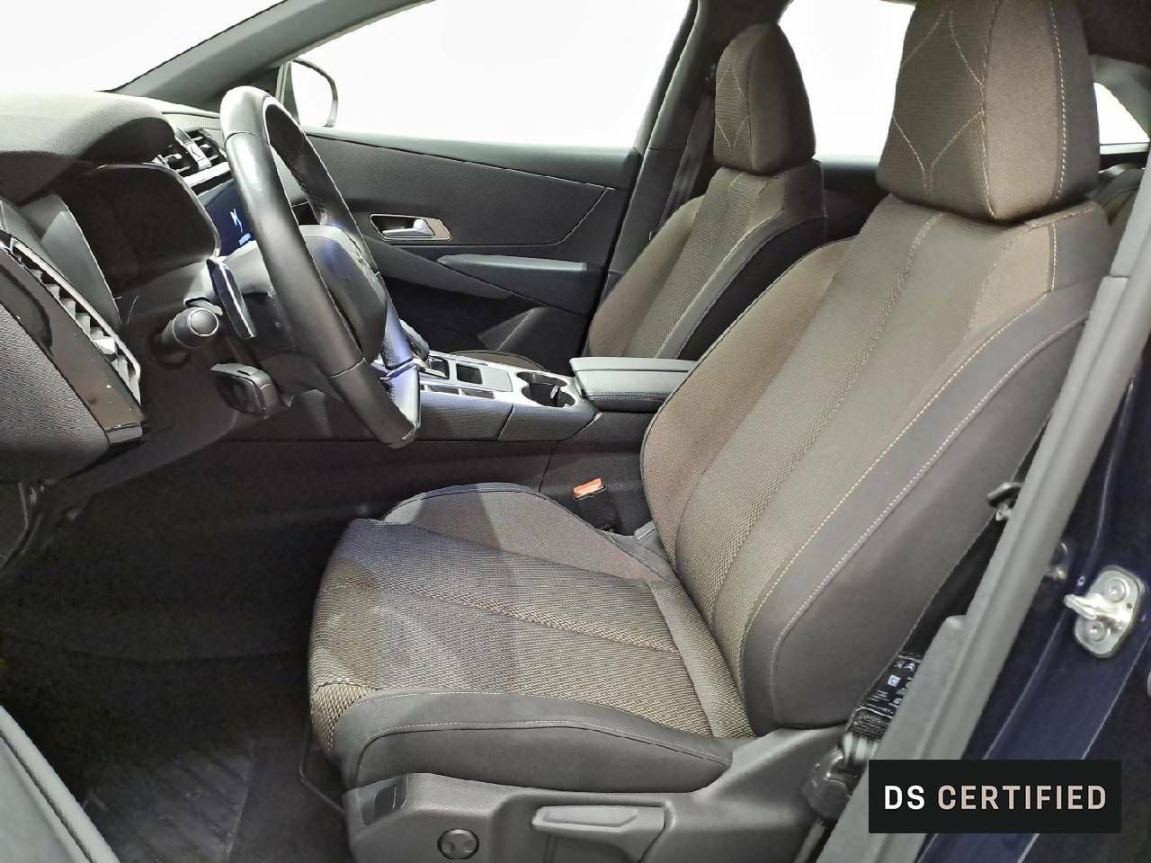 Foto DS Automobiles DS 7 10