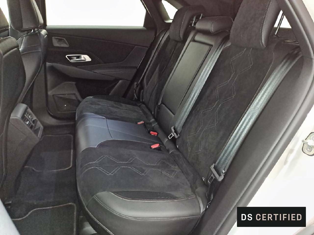 Foto DS Automobiles DS 7 10