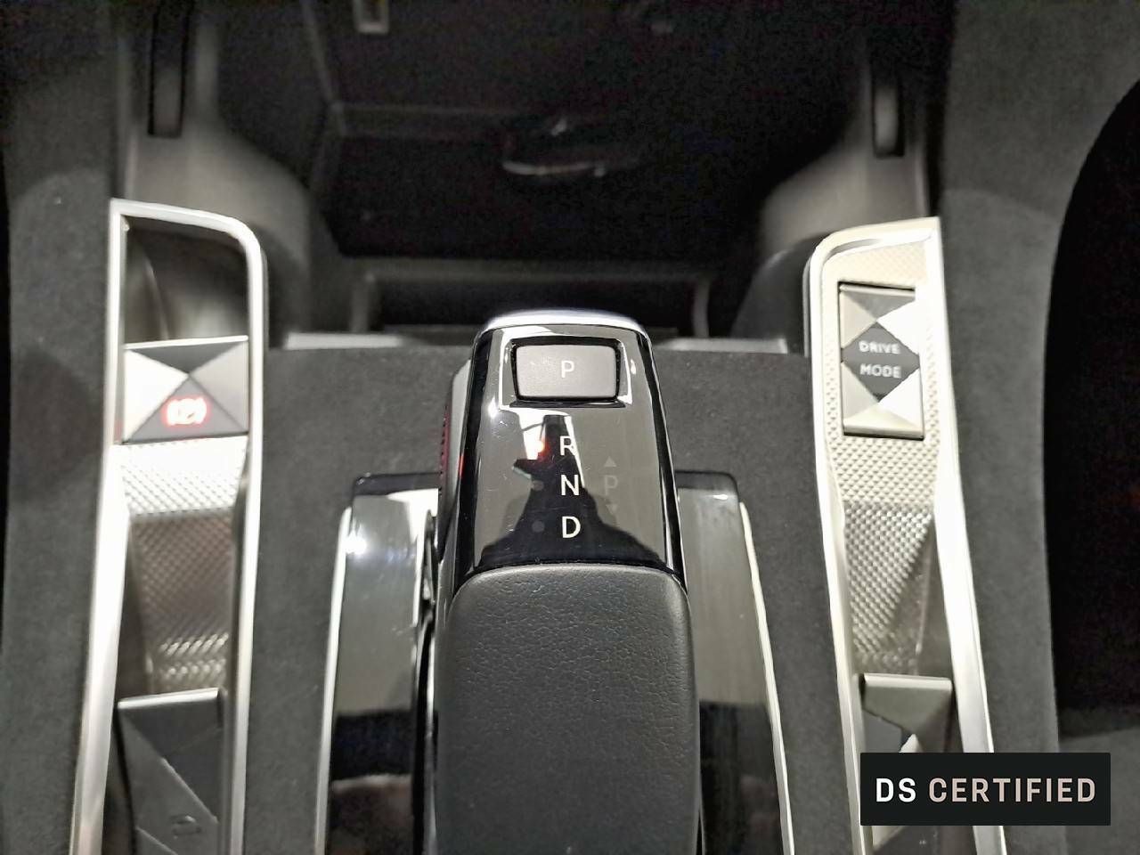Foto DS Automobiles DS 7 19