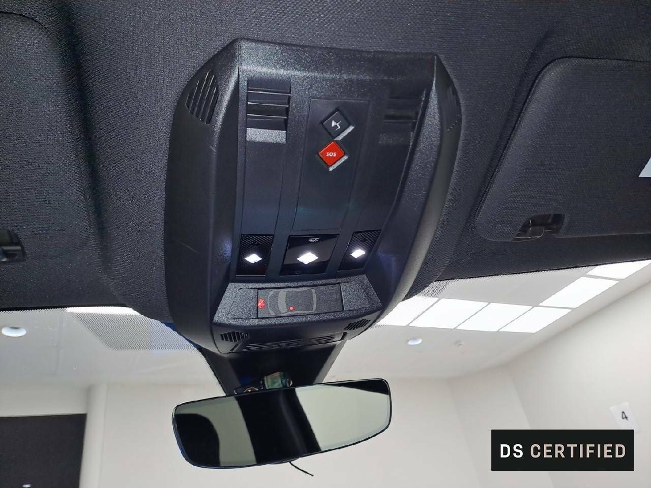 Foto DS Automobiles DS 7 23
