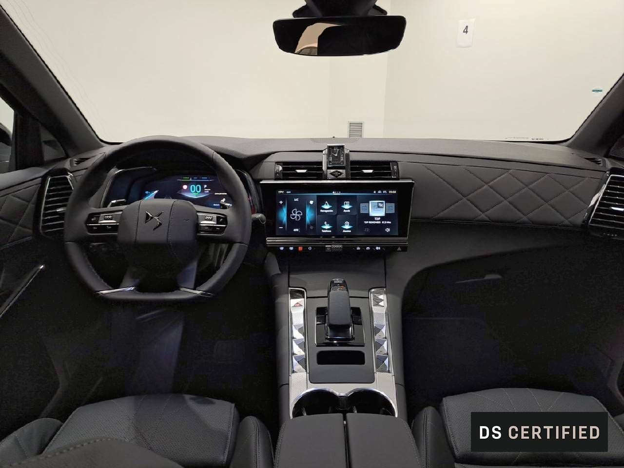 Foto DS Automobiles DS 7 8