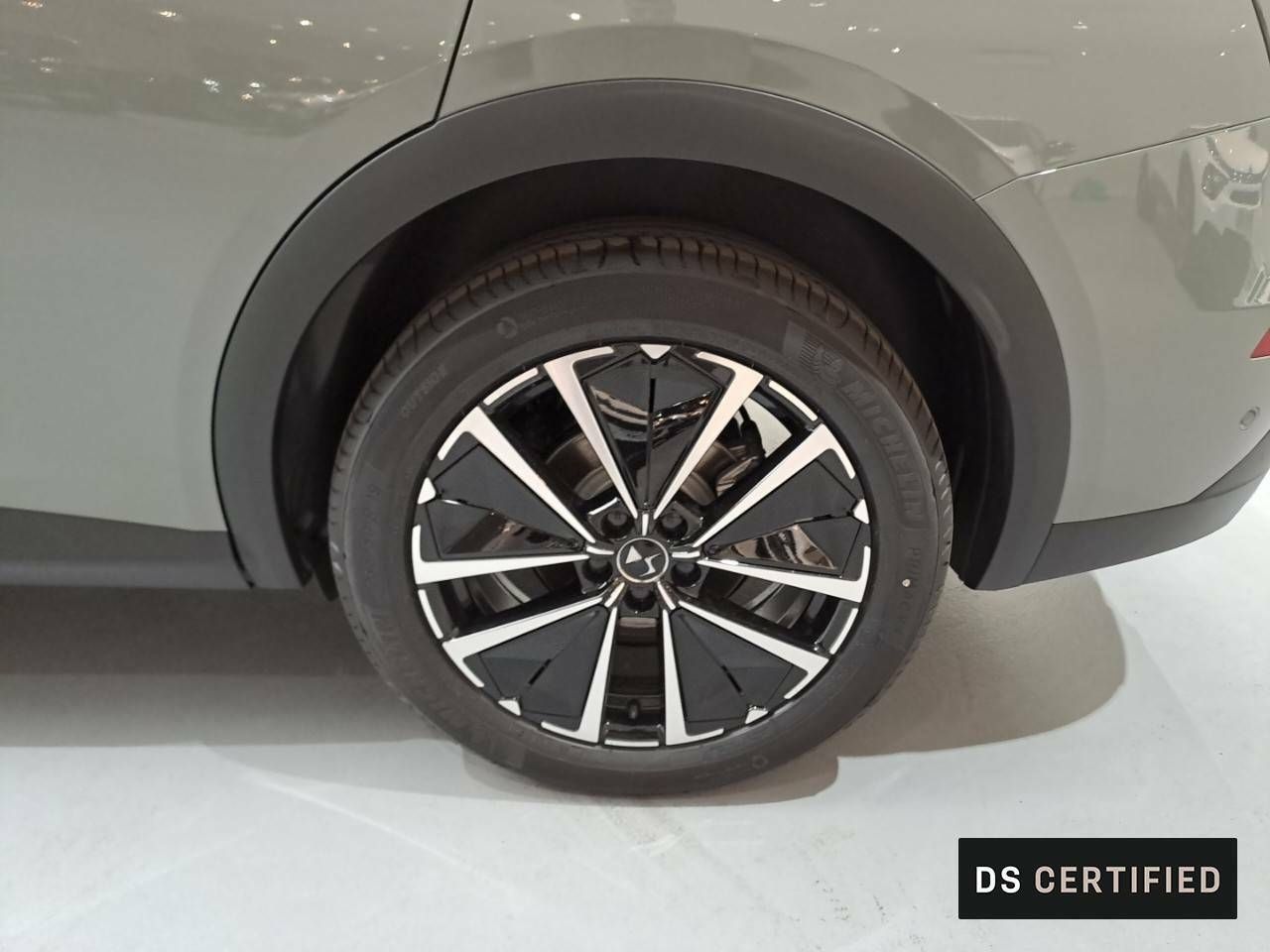 Foto DS Automobiles DS 7 11
