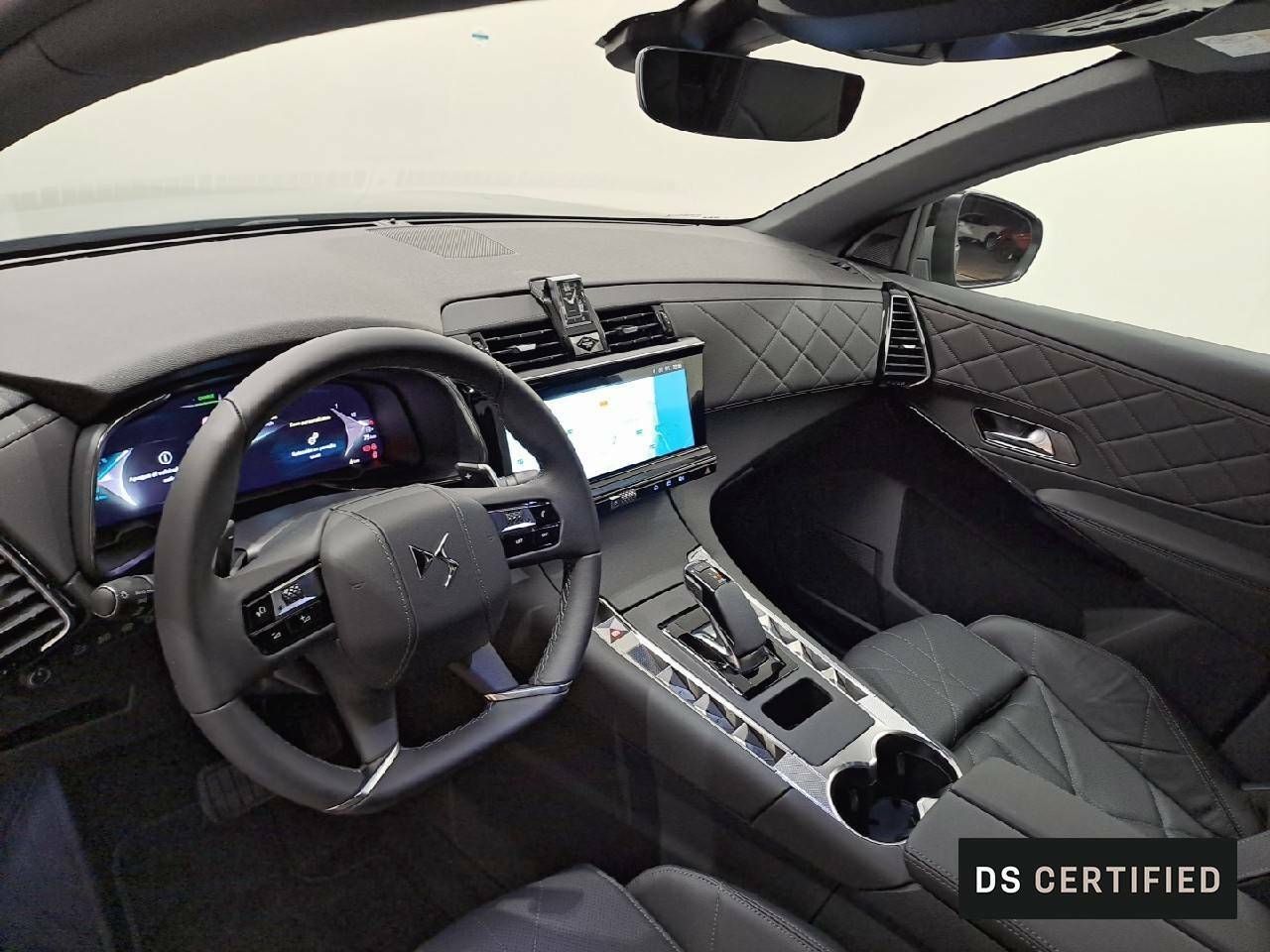 Foto DS Automobiles DS 7 25