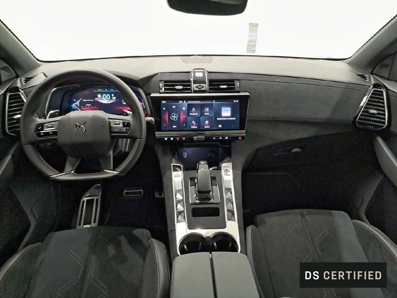 Foto DS Automobiles DS 7 8