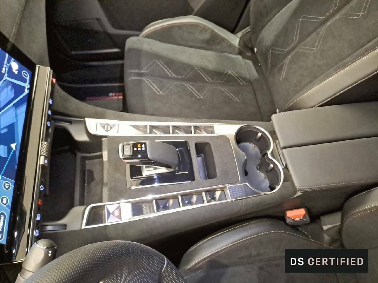 Foto DS Automobiles DS 7 23