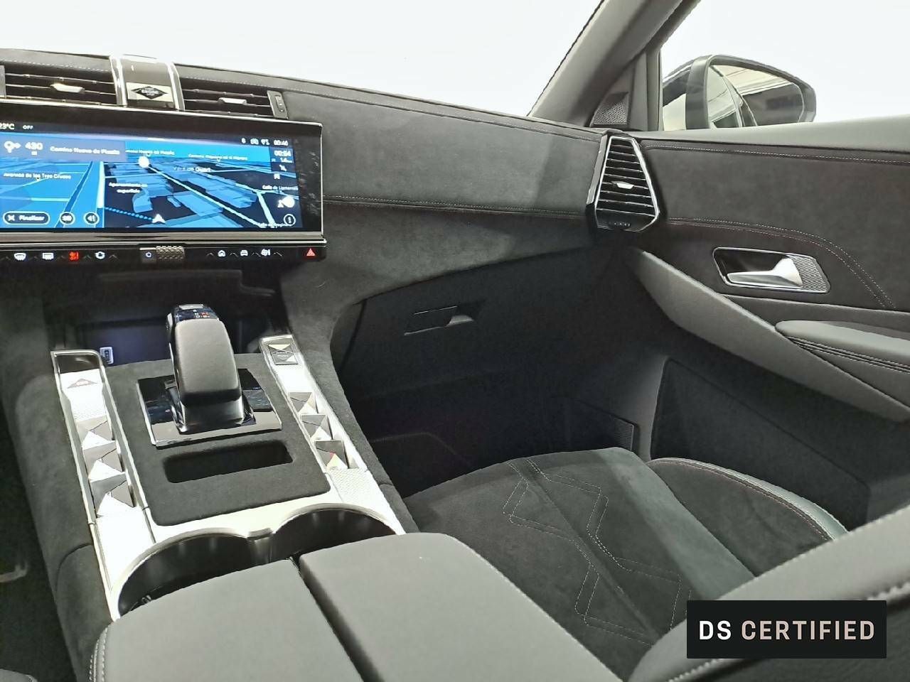 Foto DS Automobiles DS 7 25