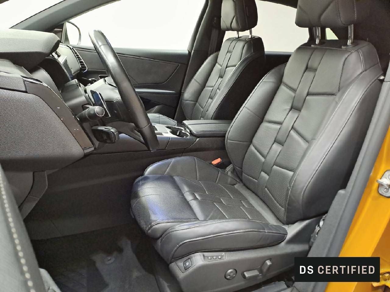 Foto DS Automobiles DS 7 9