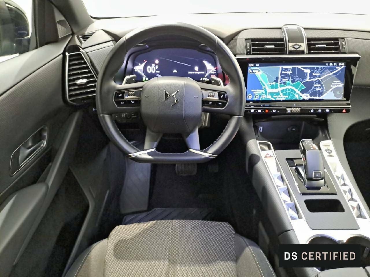 Foto DS Automobiles DS 7 25