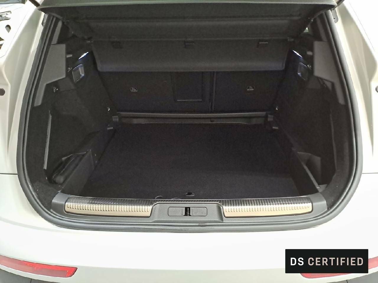 Foto DS Automobiles DS 7 6