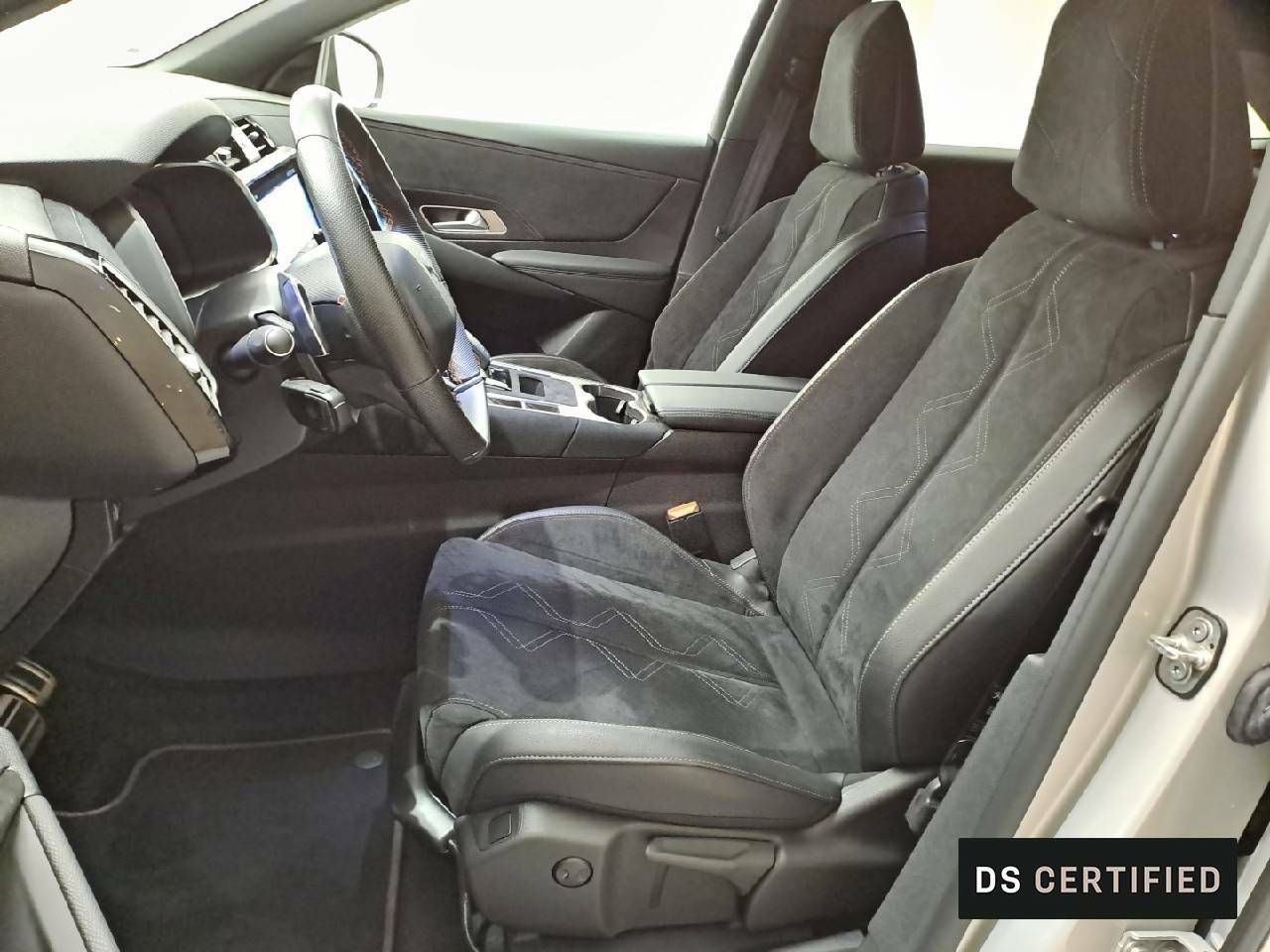 Foto DS Automobiles DS 7 9