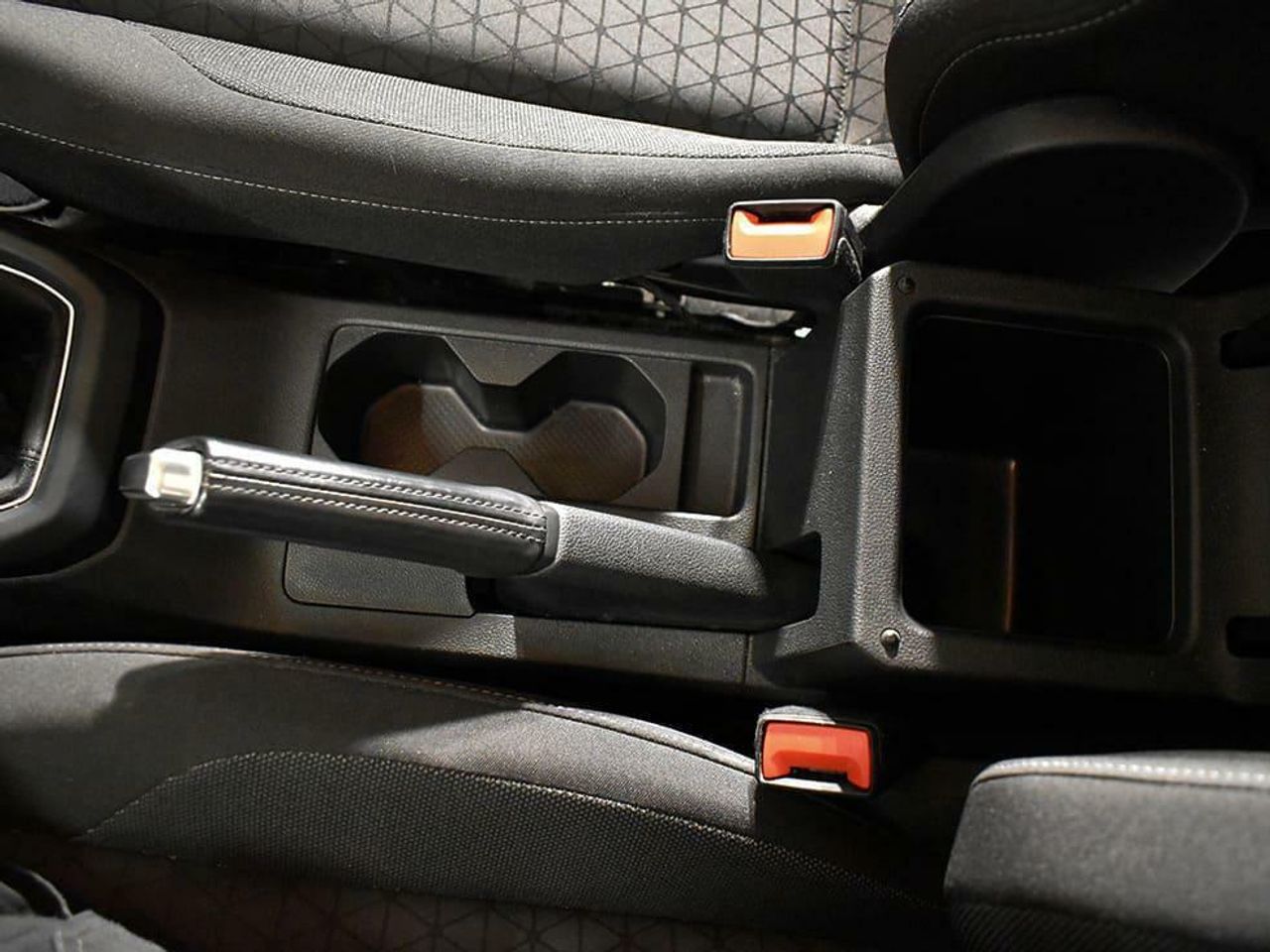 Foto Volkswagen T-Cross 9