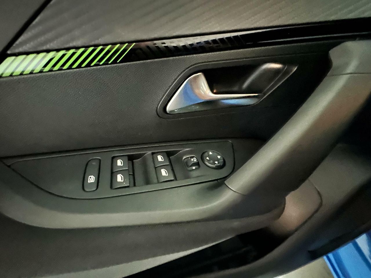 Foto Peugeot 2008 18