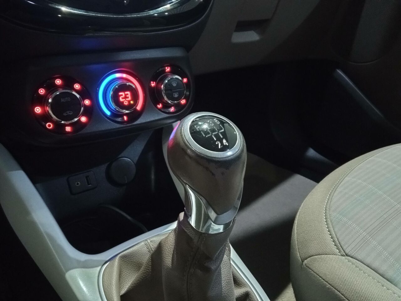 Foto Opel Adam 14