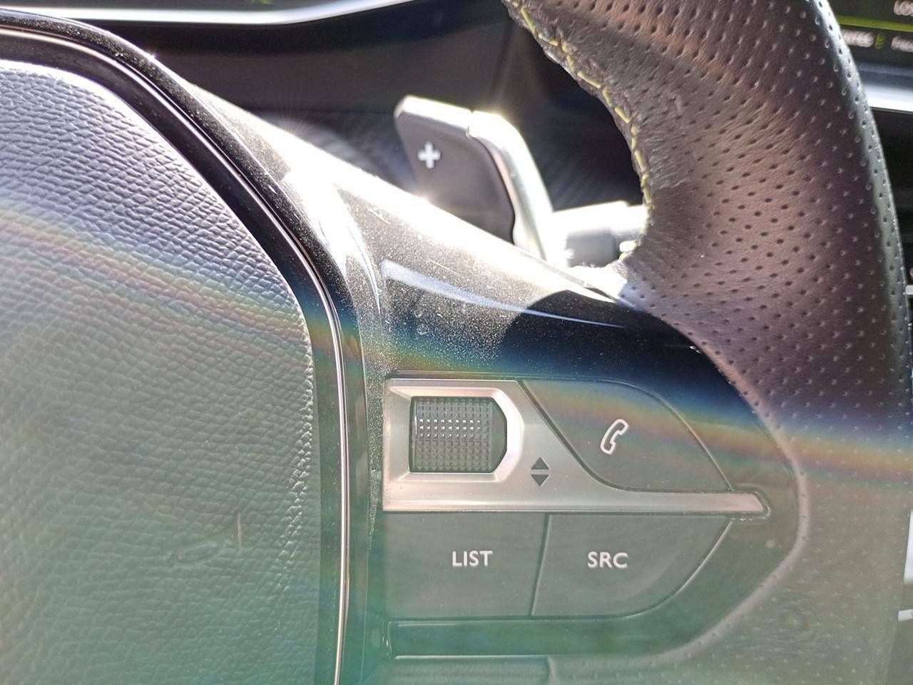 Foto Peugeot 208 14