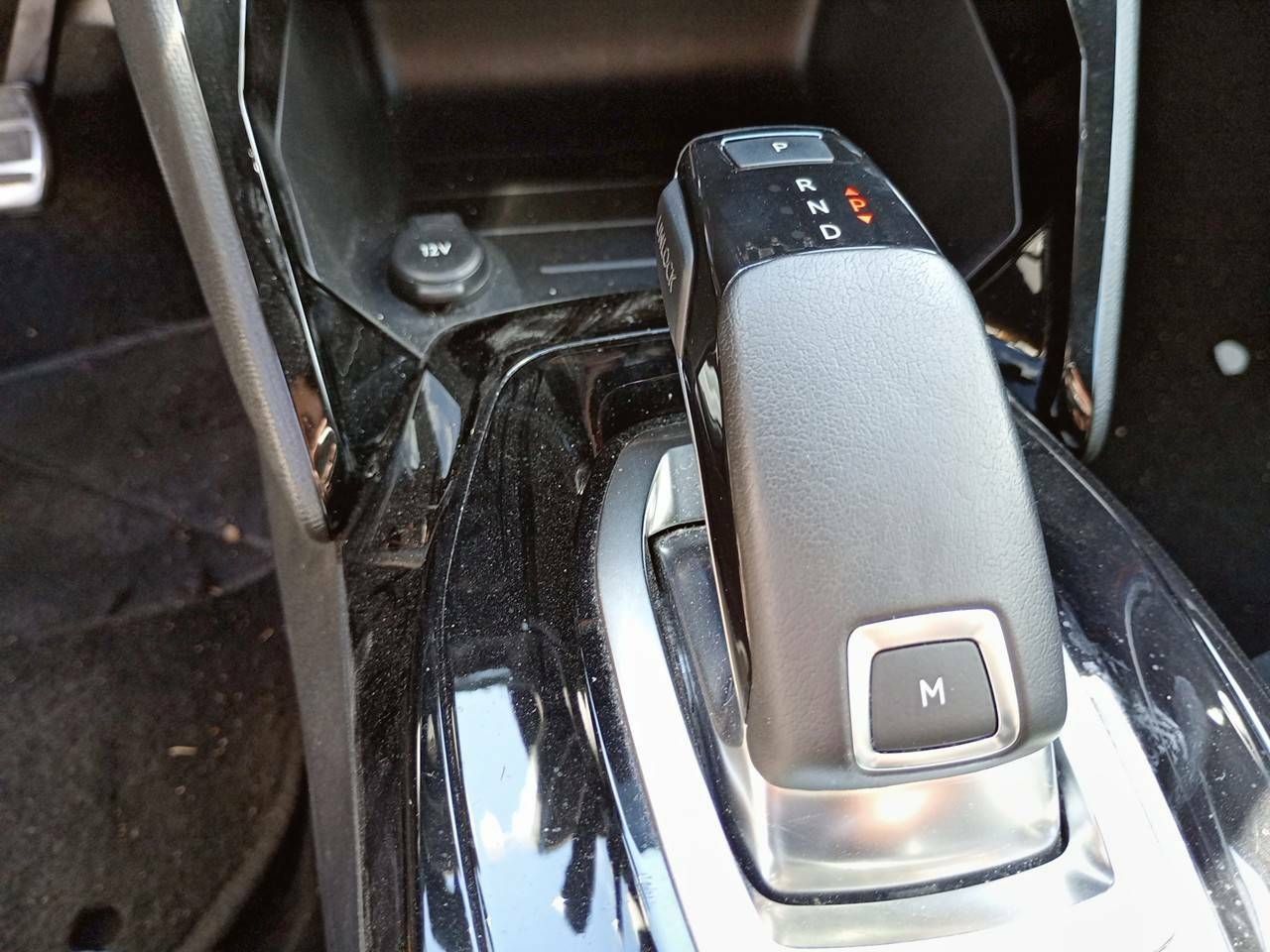 Foto Peugeot 208 21