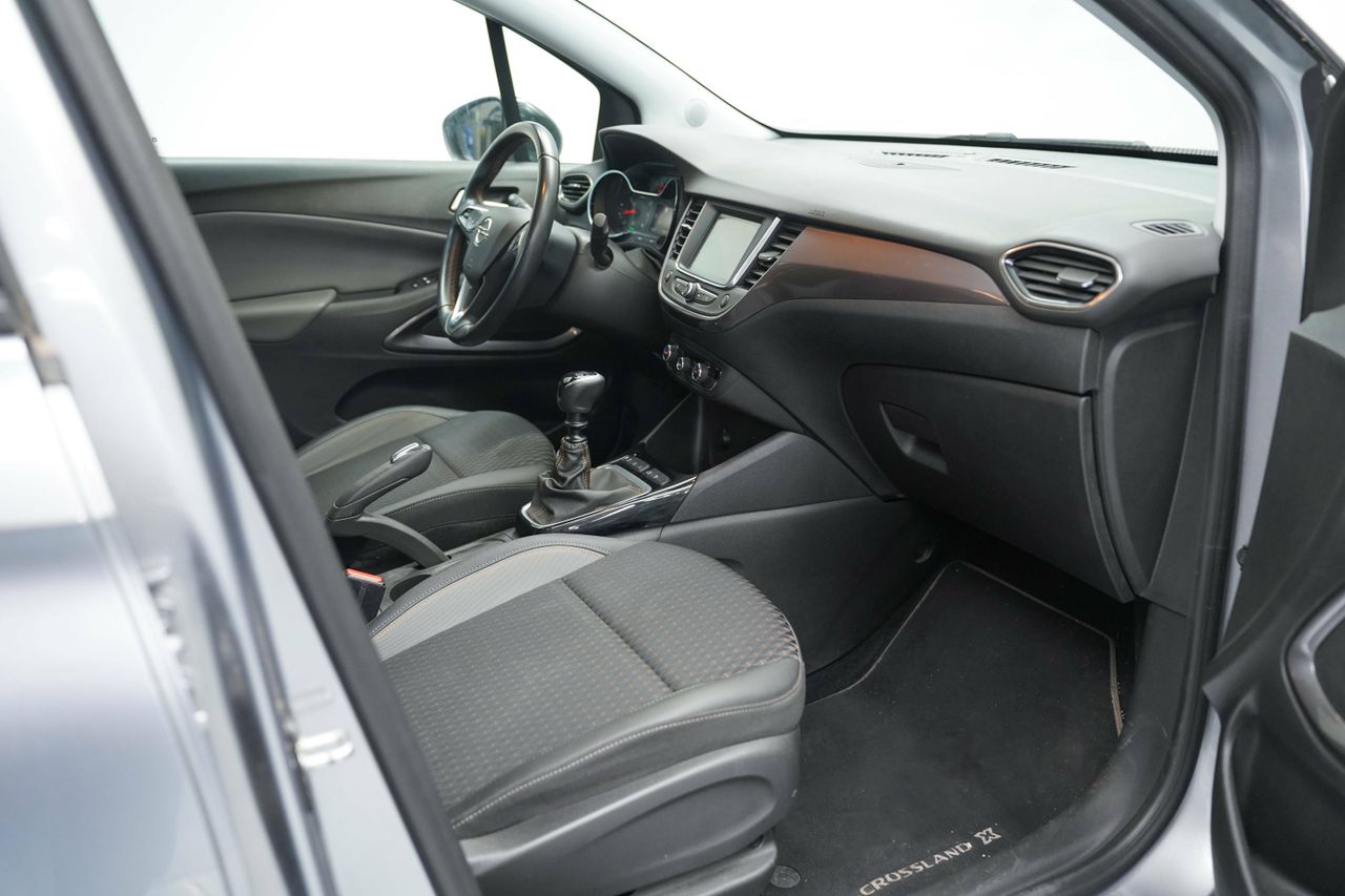 Foto Opel Crossland X 15