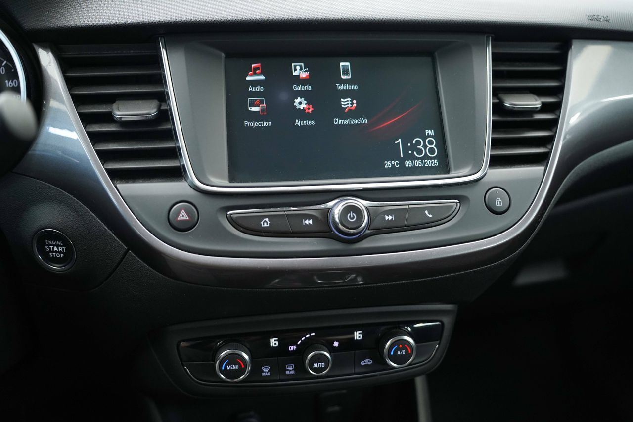 Foto Opel Crossland X 22