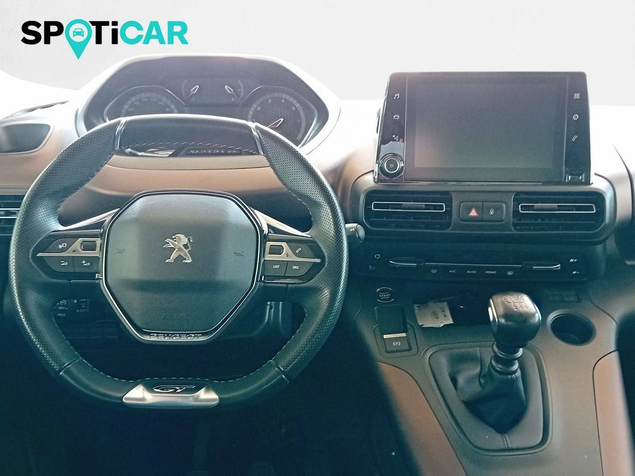 Foto Peugeot Rifter 8