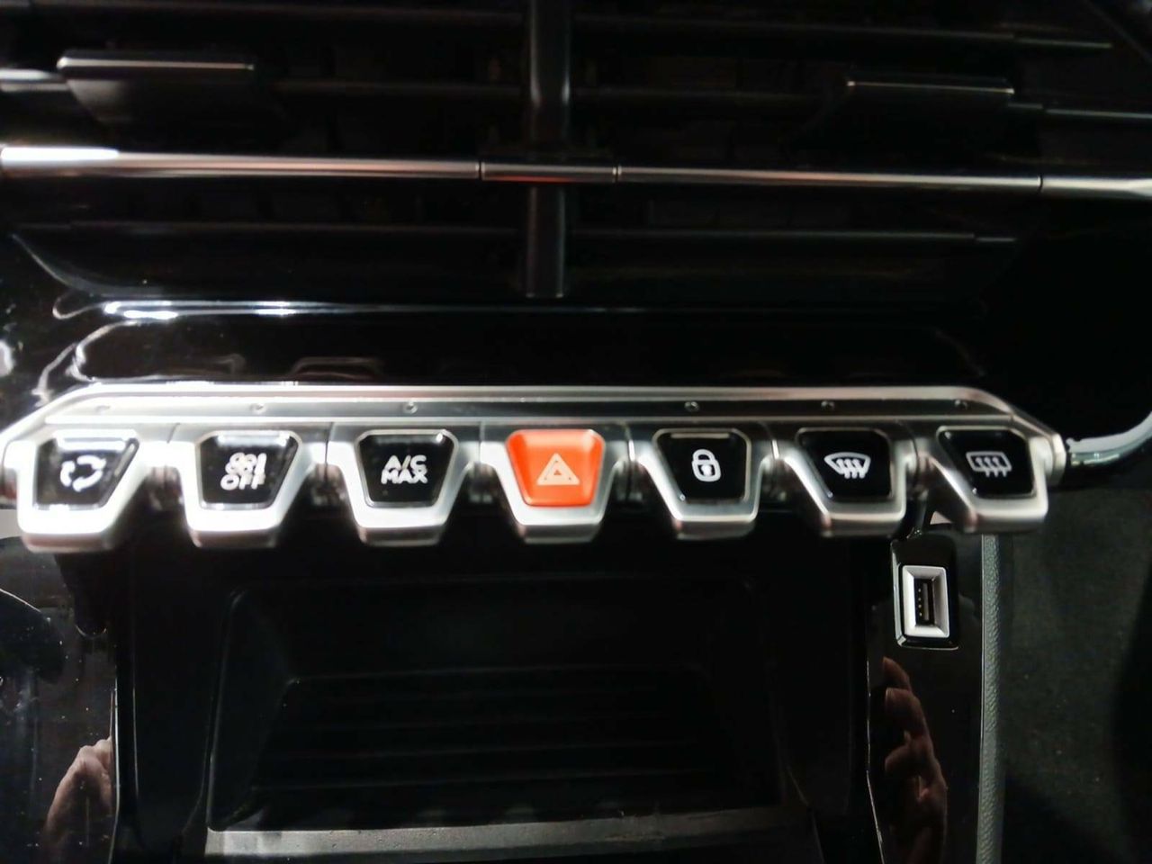 Foto Peugeot 2008 21