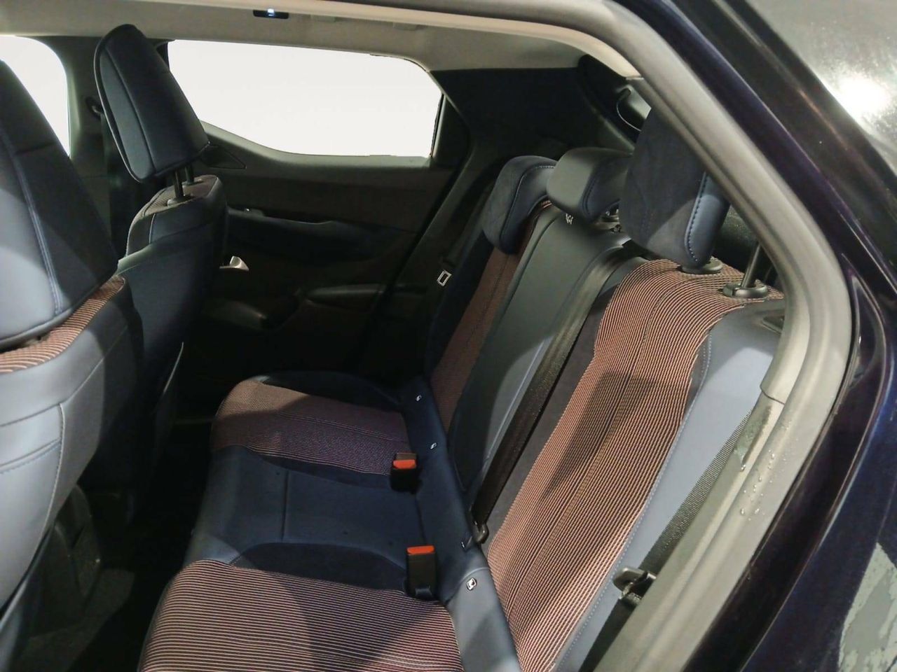 Foto DS Automobiles DS 3 10