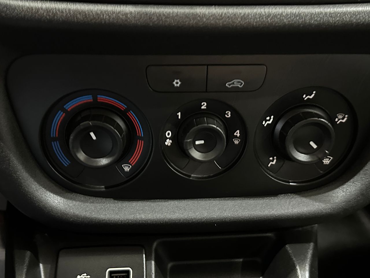 Foto Fiat Doblo 19