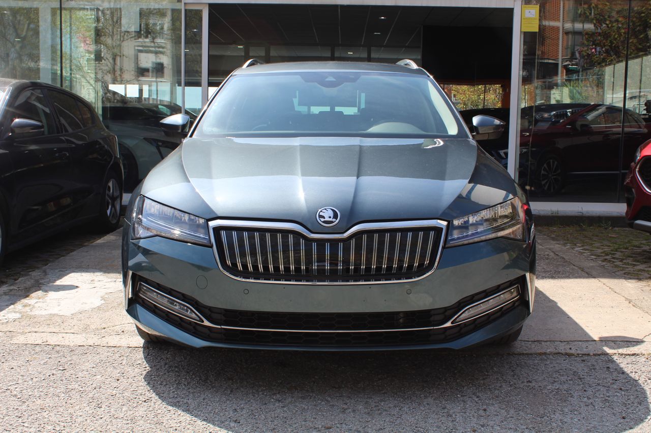 Foto Skoda Superb 3